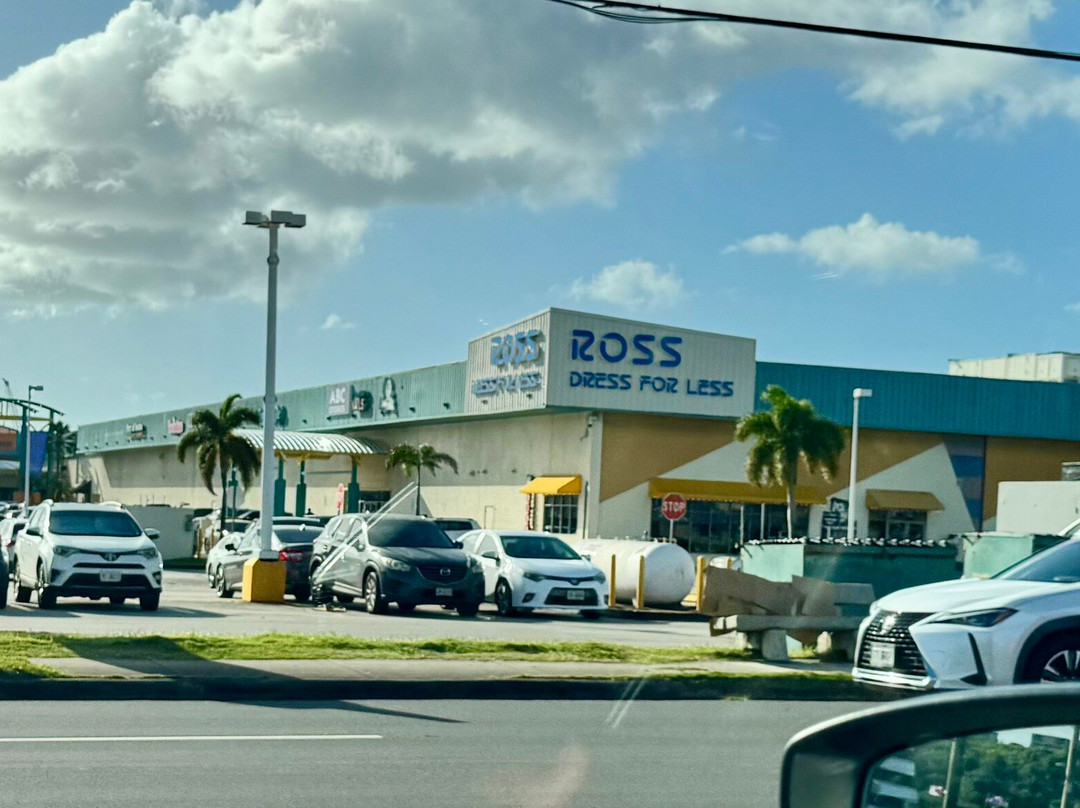 Agana Shopping Center-阿加尼亚必去景点