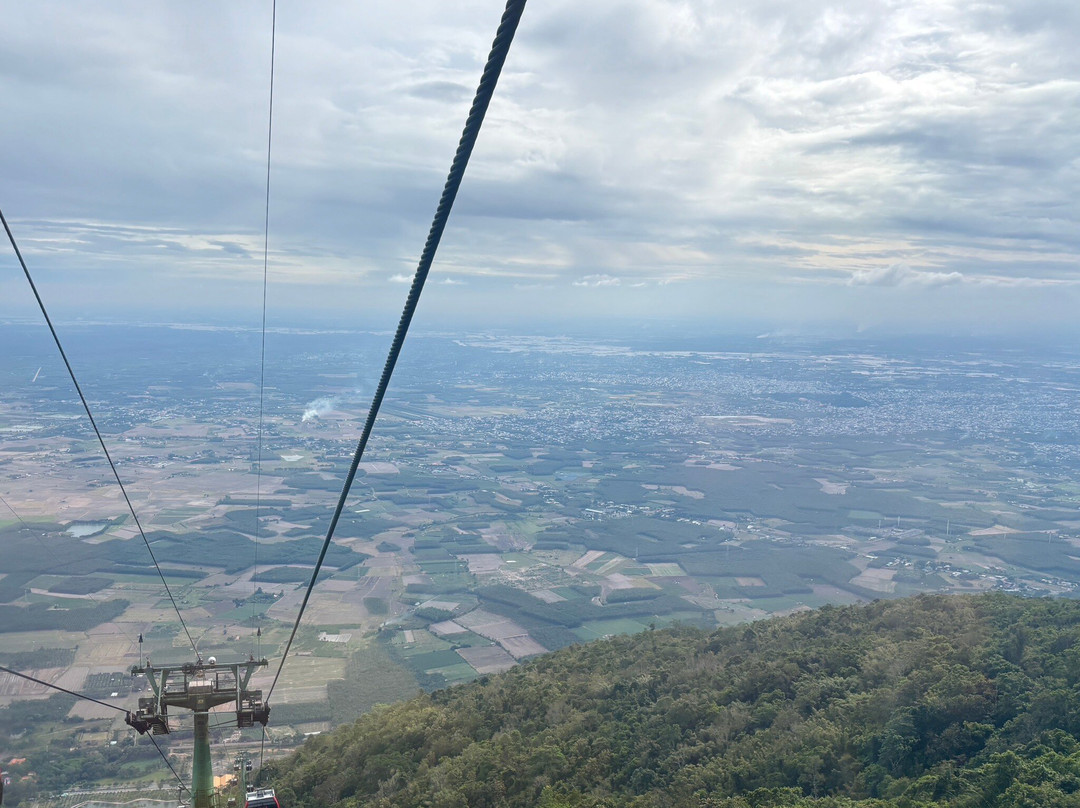 Big Buddha Black Virgin Mountain景点图片