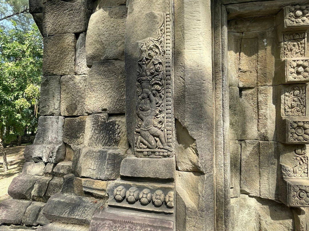 Prasat Ban Pluang-巴塞必去景点