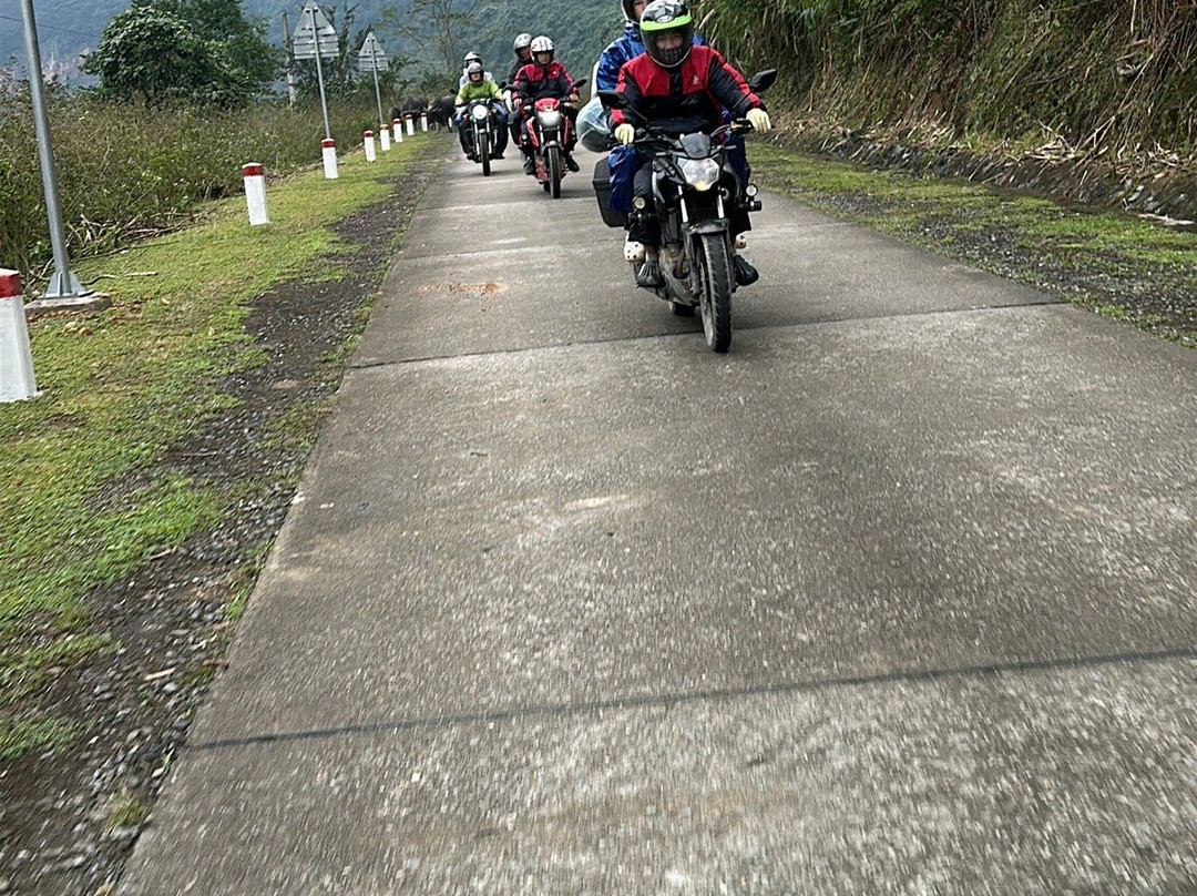 Phong Nha Motorbike Tour景点图片