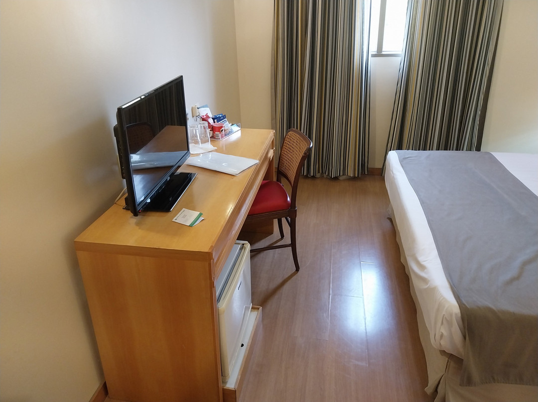 Nacional Inn 金色公园坎皮纳斯维拉科波斯酒店主图