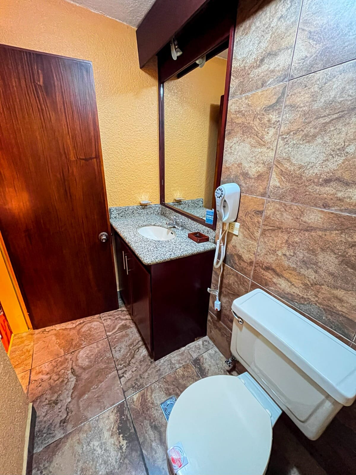 Hotel Rodelu-浴室