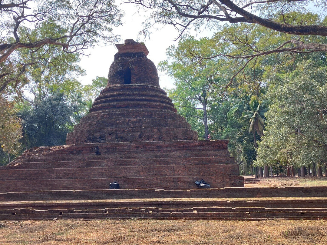 Phichit Historical Park