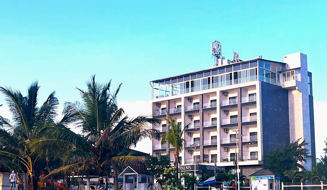 弗里敦酒店住宿-Sierra Palms Resort