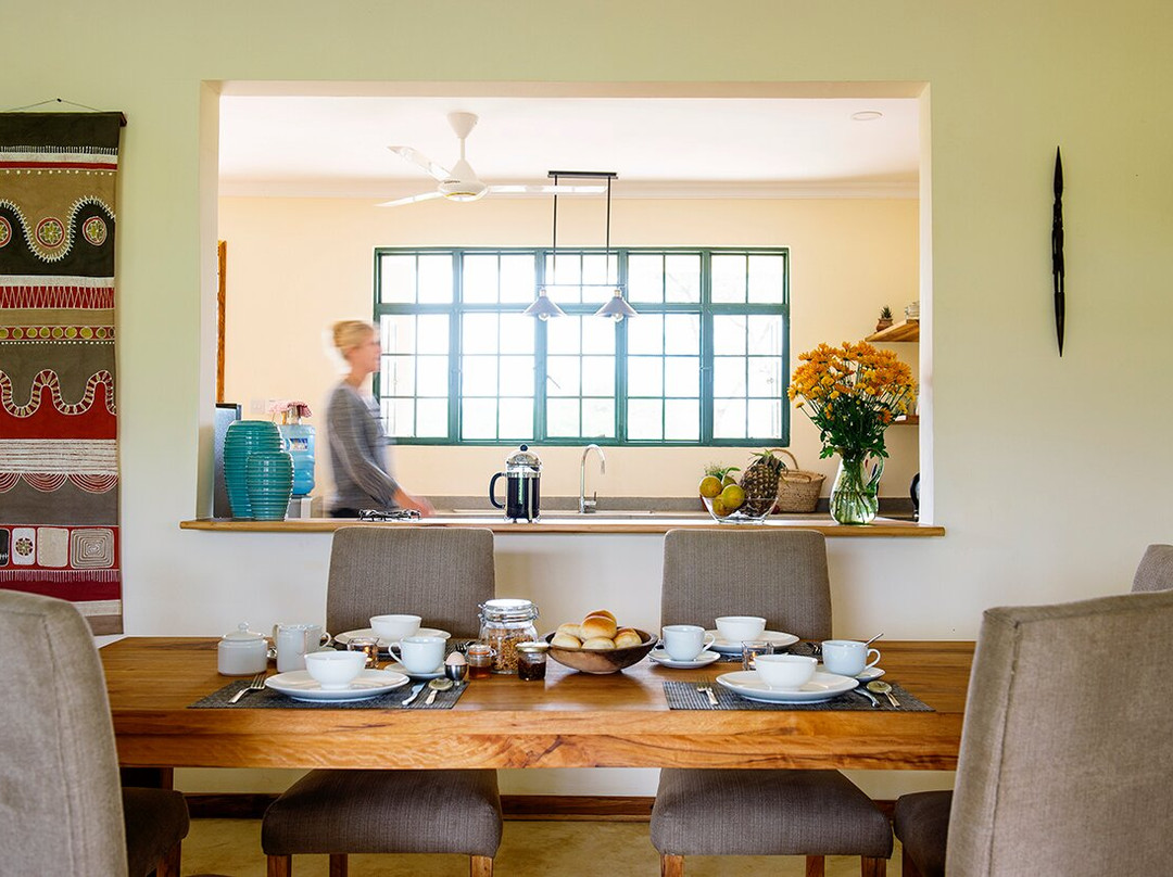 The Green Side主图