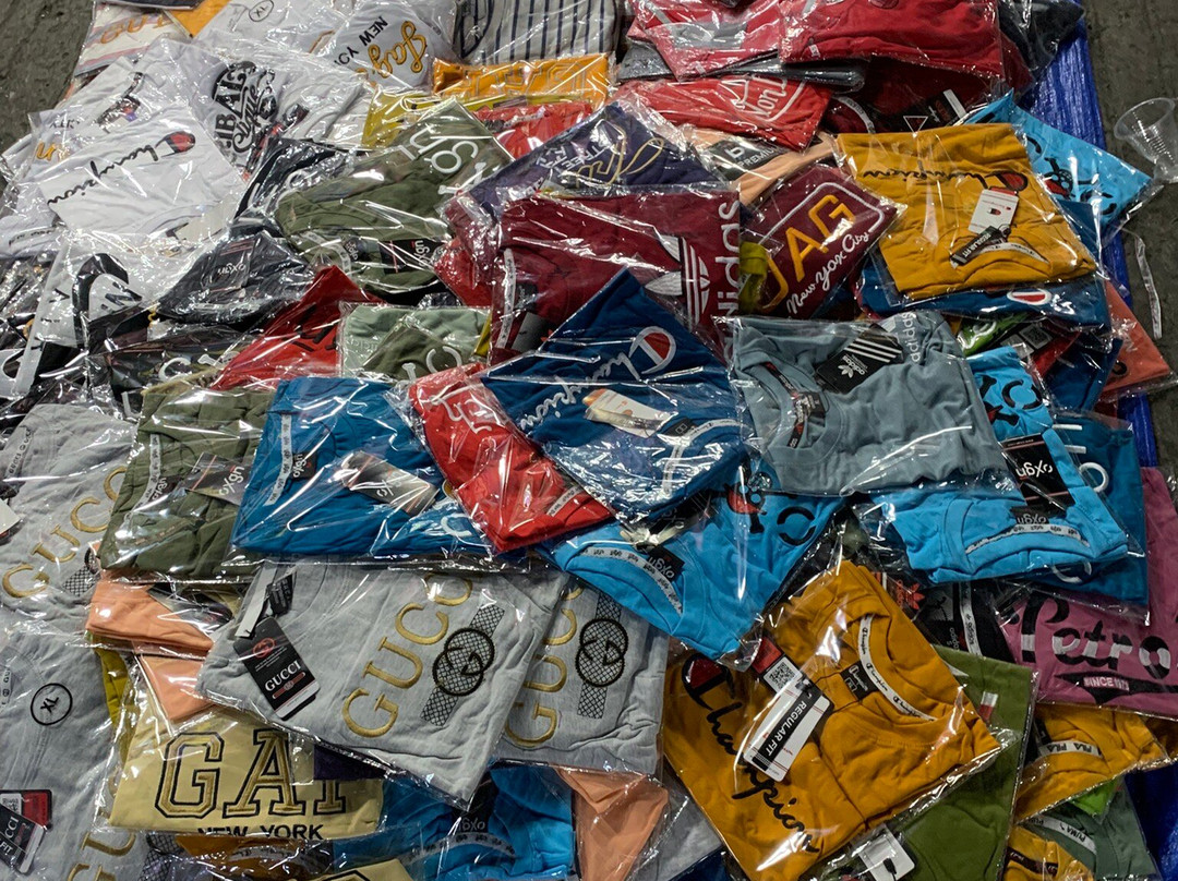 Baclaran Market-帕拉纳克市必去景点