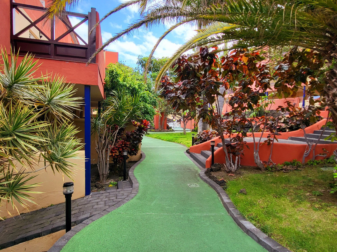 El Cerrito Apartamentos主图