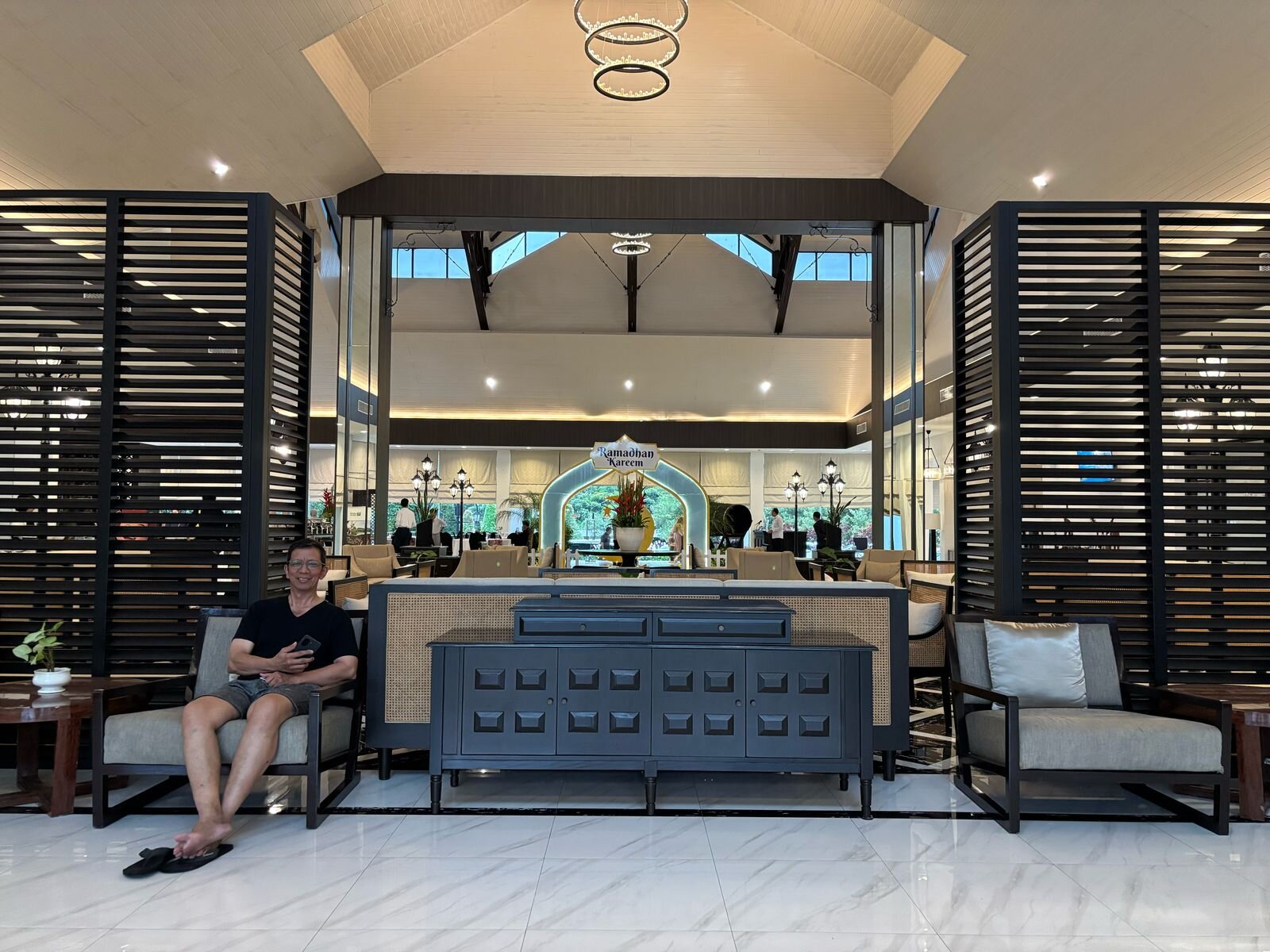 Lido Lake Resort by MNC Hotel-浴室