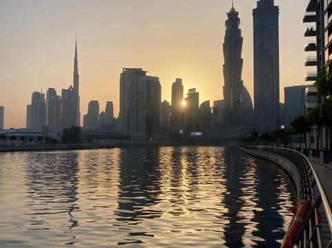 Dubai Water Canal-迪拜必去景点
