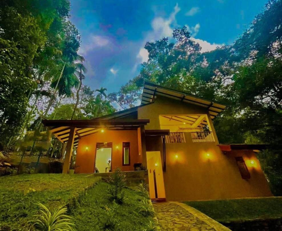 Rivers Edge Resort Sinharaja