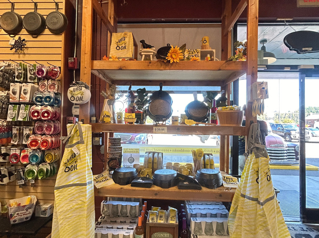 Lodge Cast Iron Factory Store - Sevierville-塞维尔维尔必去景点