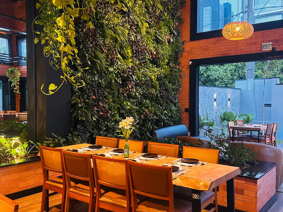 Bajas Restaurante & Bar