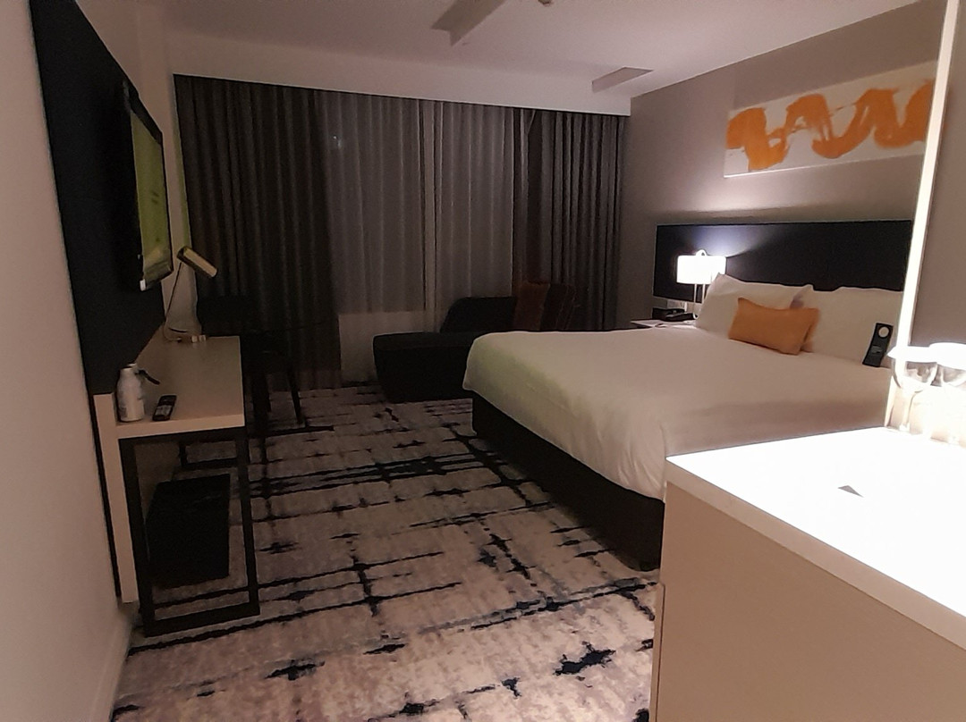 黄金海岸水印水疗酒店主图