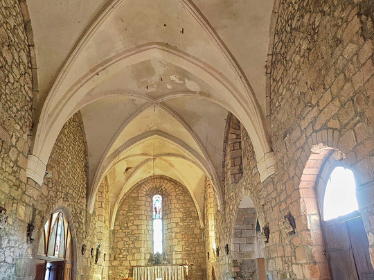 Église Saint Priest-Saint-Priest-la-Plaine必去景点