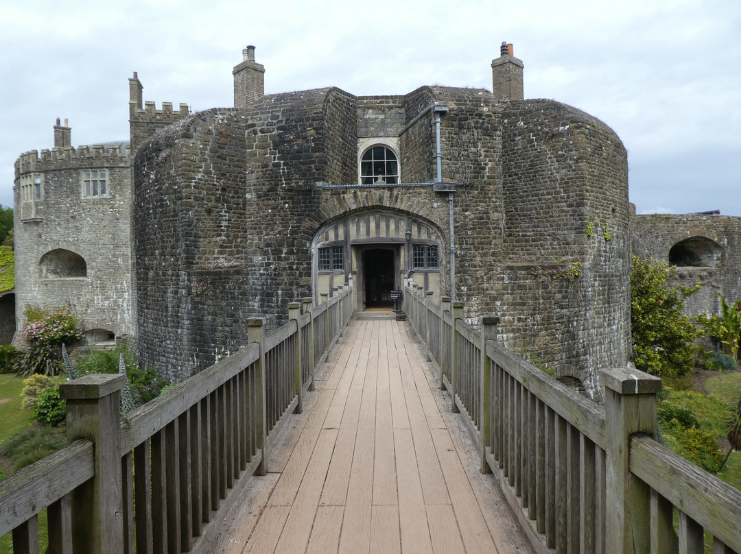 Walmer Castle and Gardens景点图片