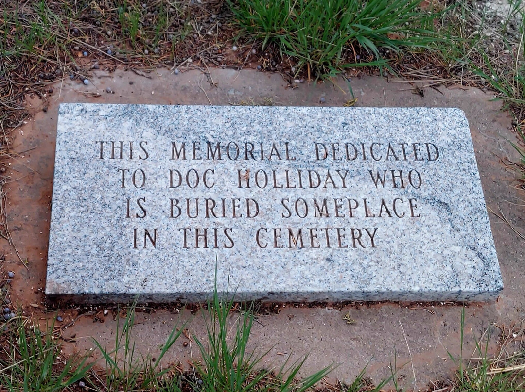 Doc Holliday's Grave-格伦伍德温泉必去景点