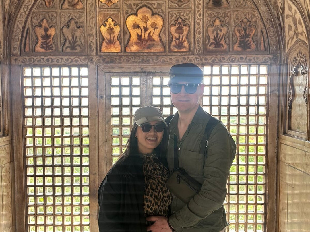 Taj Castle Tour & Travels-阿格拉必去景点