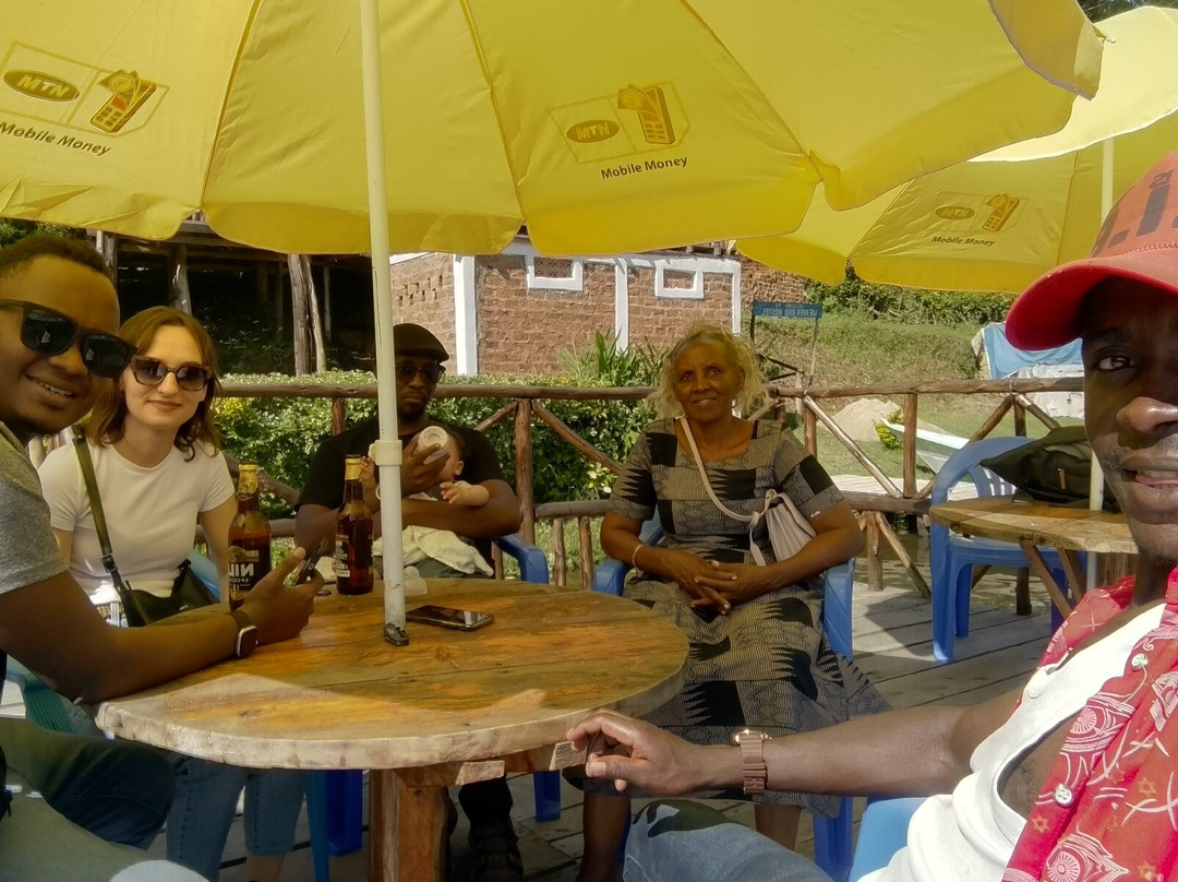 Weaver Bird Hotel Yala