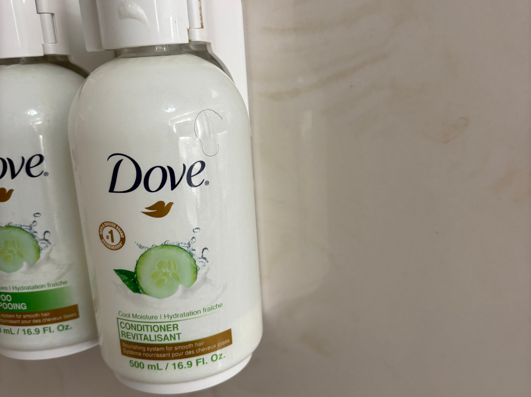 安杜佛拉昆塔套房酒店主图