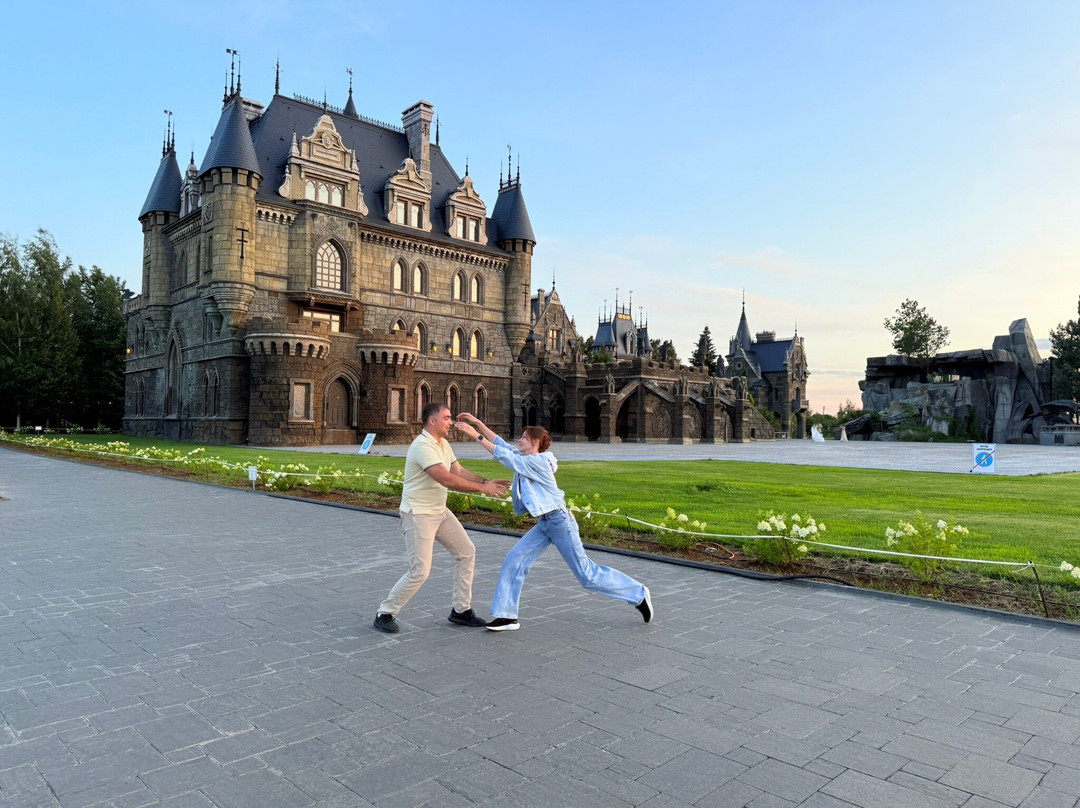 Garibaldi Castle-Khryashchevka必去景点