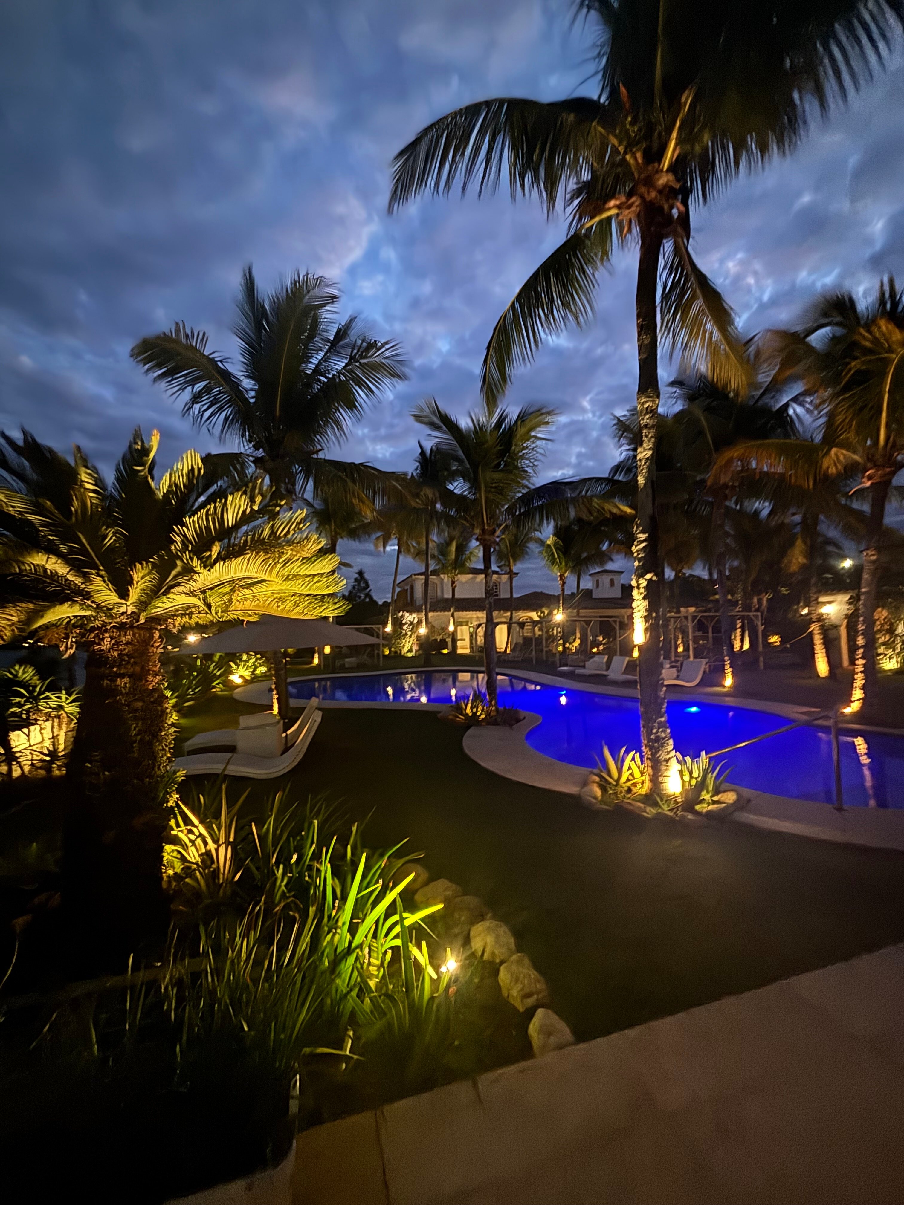 Villa Raphael-官方