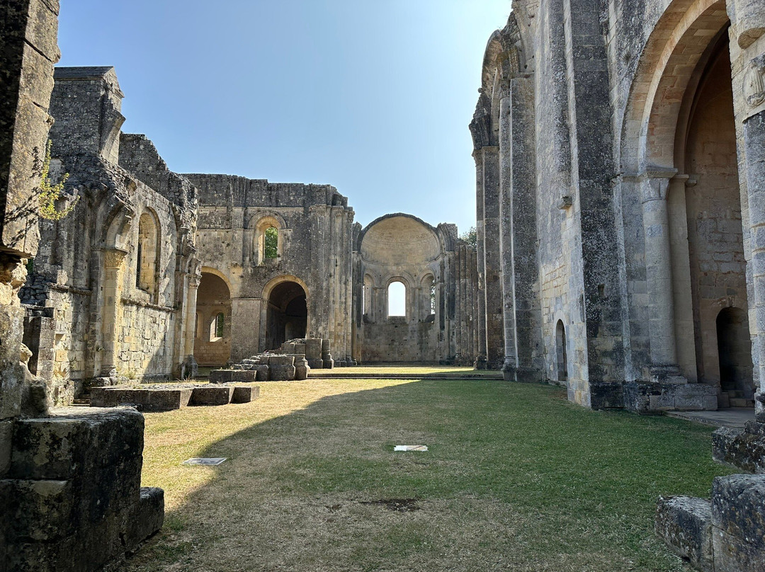 Abbaye de La Sauve-Majeure-La Sauve必去景点