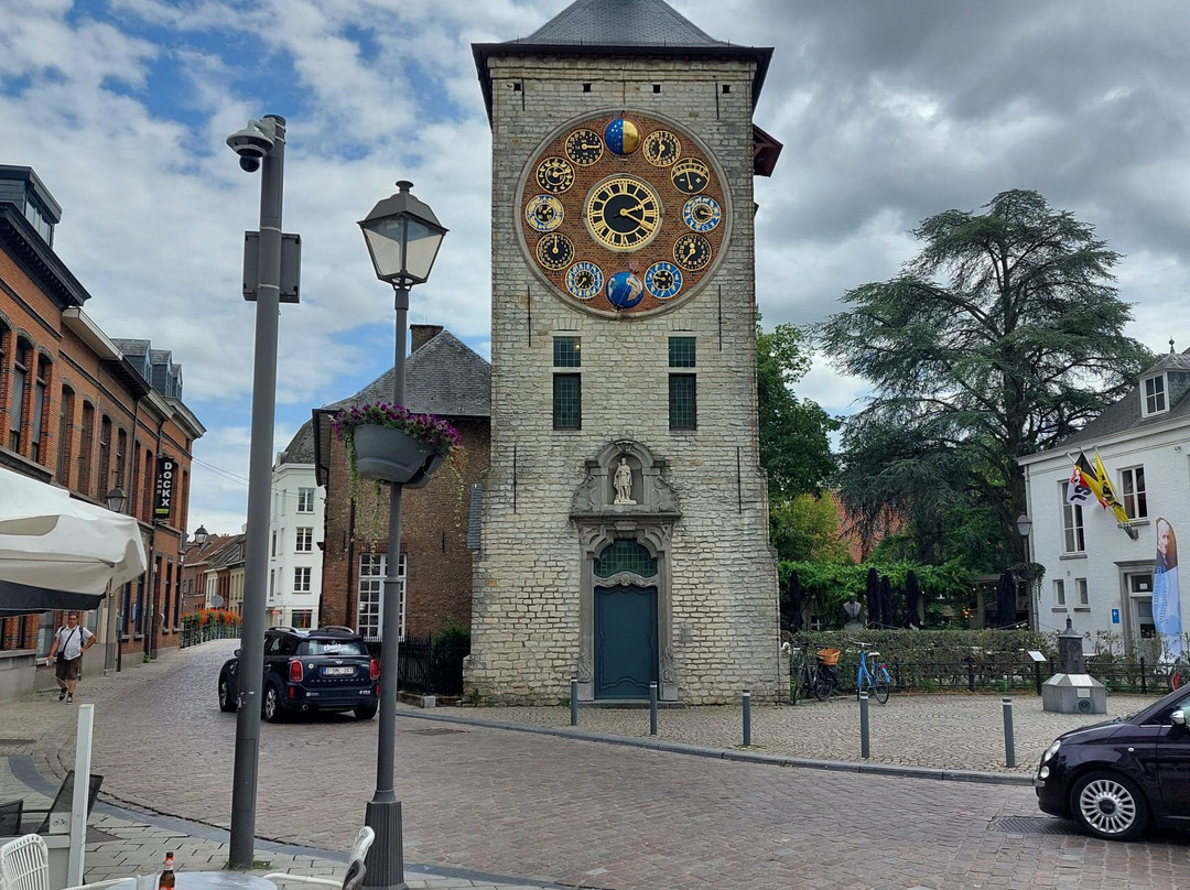 Zimmer Tower-Lier必去景点