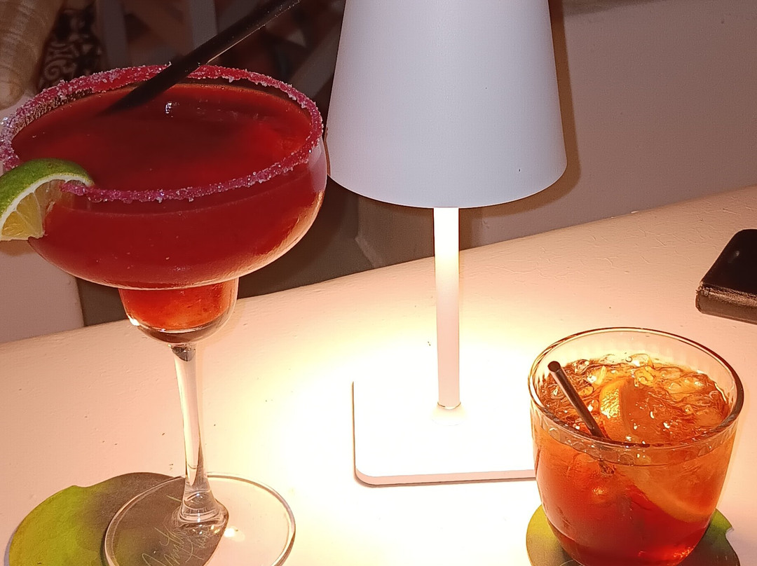 Alexis Cocktail Bar-Katelios必去景点