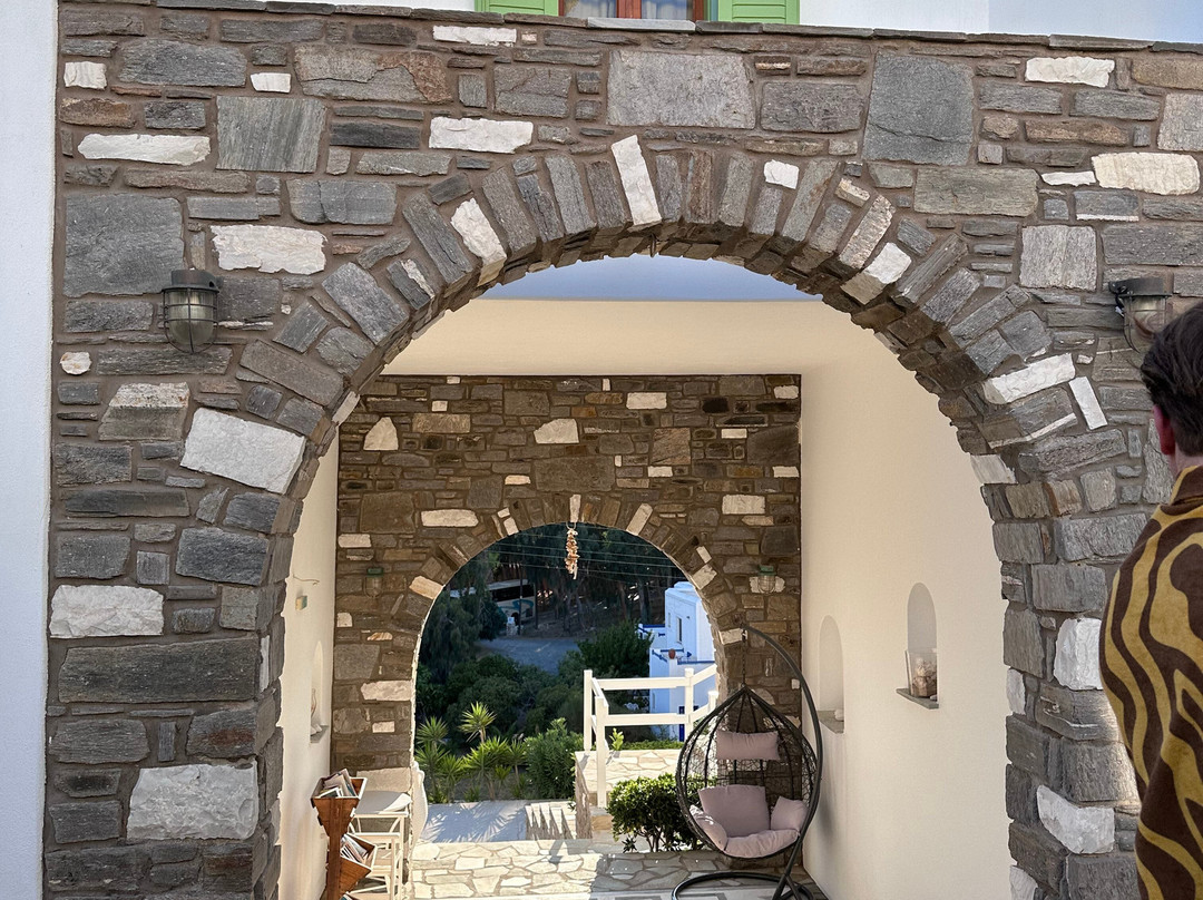 Elena Studios & Apartments主图