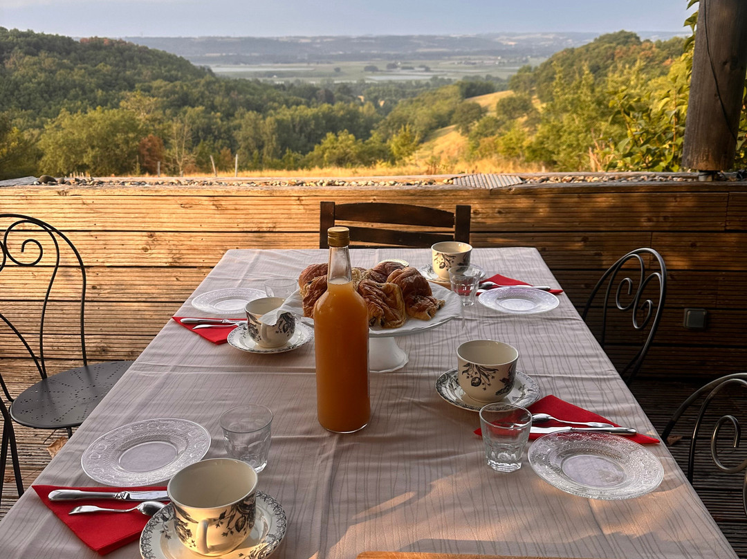 Les Terrasses De Bessou主图
