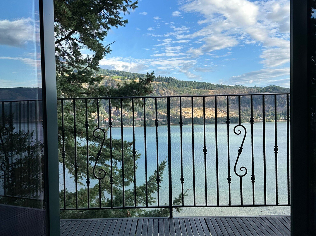 Columbia Cliff Villas Hotel主图