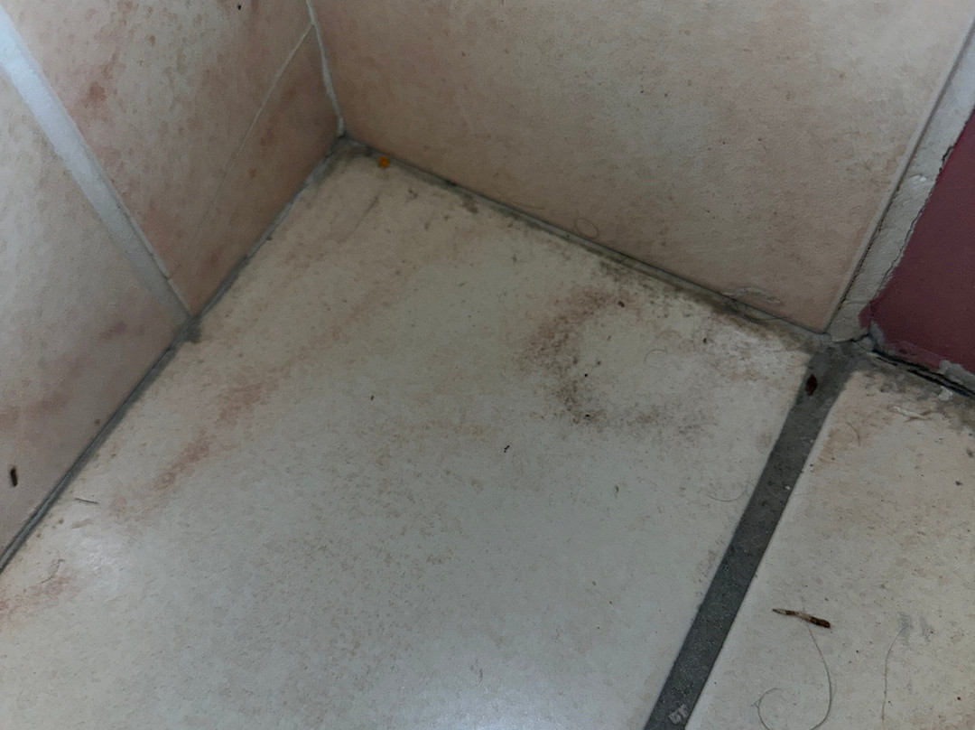 蒙泰古酒店主图