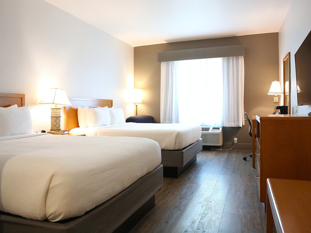 The Hanford Hotel主图