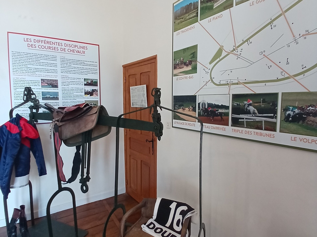 Château de Pompadour-Arnac-Pompadour必去景点