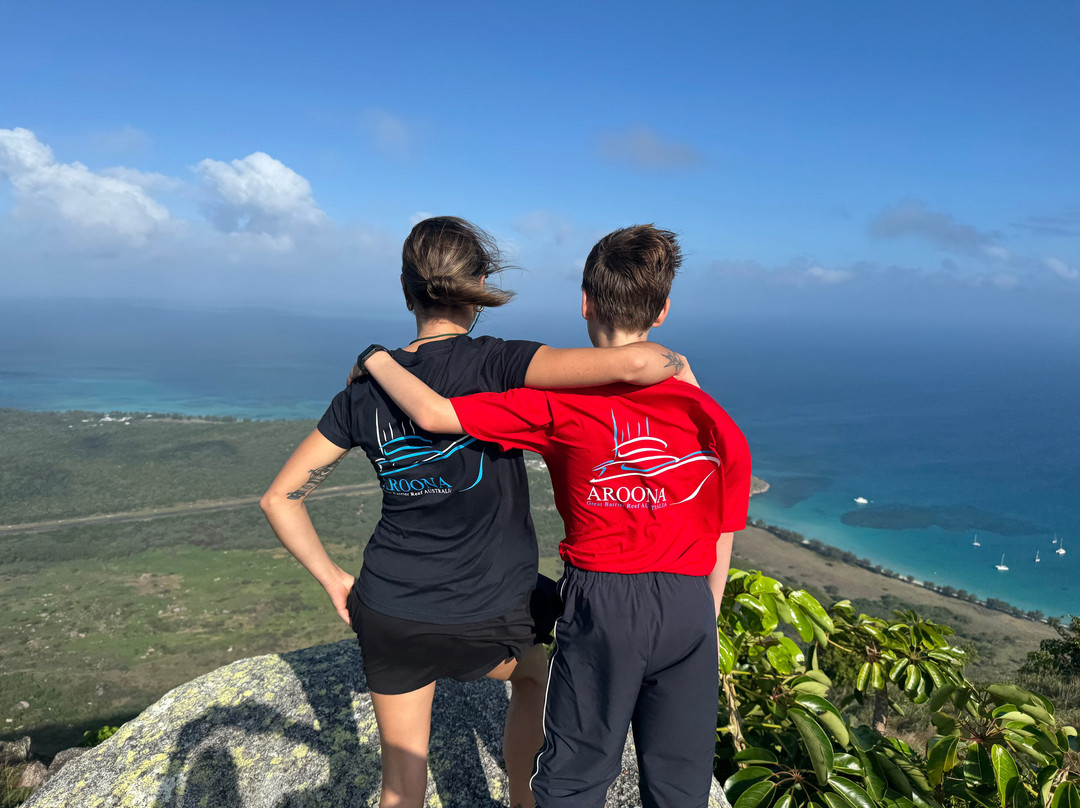 Aroona Luxury Boat Charters - Day Cruise-Yorkeys Knob必去景点