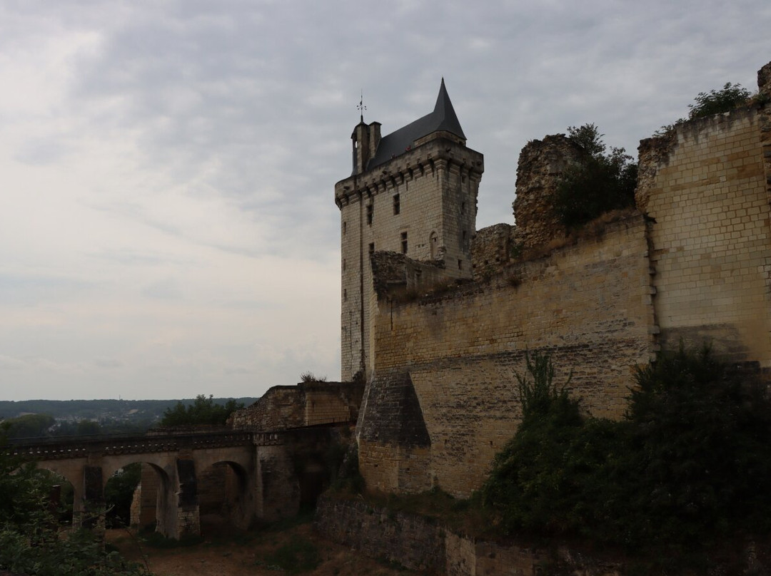 Forteresse royale de Chinon-希农必去景点