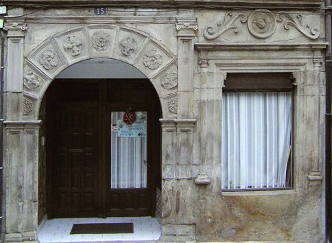 Artekale 15, Errenazimenduko Fatxada