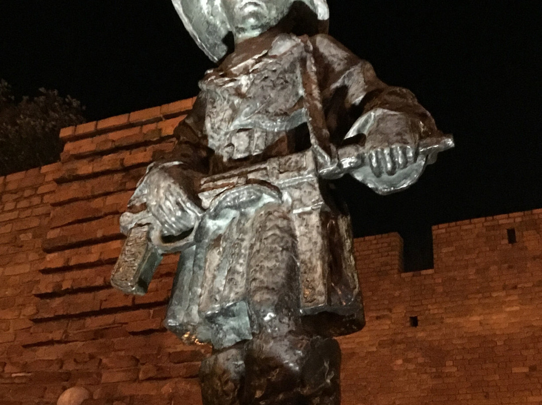 Statue of the Little Insurgent-华沙必去景点