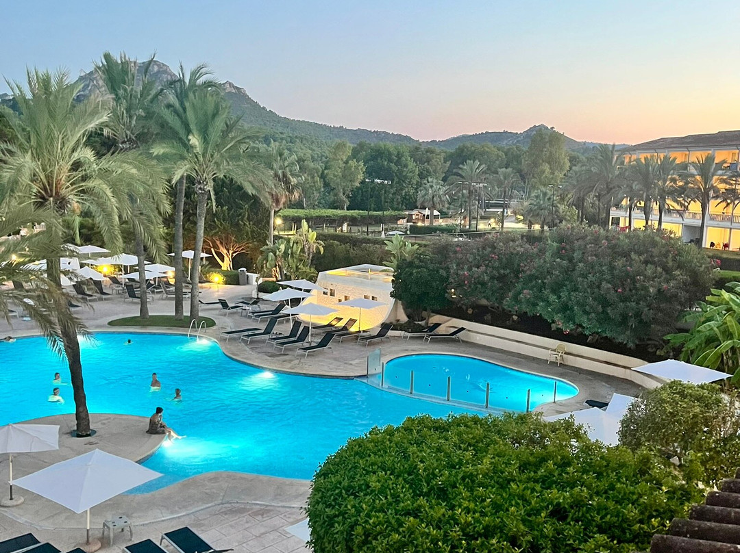 Beach Club Font de Sa Cala主图