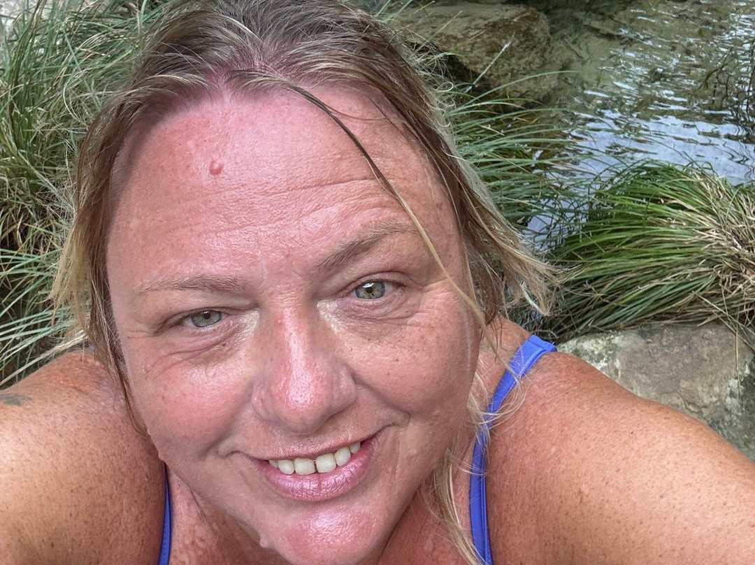 Polylimnio Waterfall-Charavgi必去景点