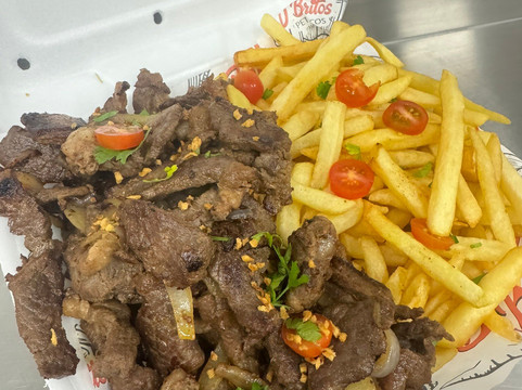 D’Britos Petiscos - As Melhores Porções de Guarujá