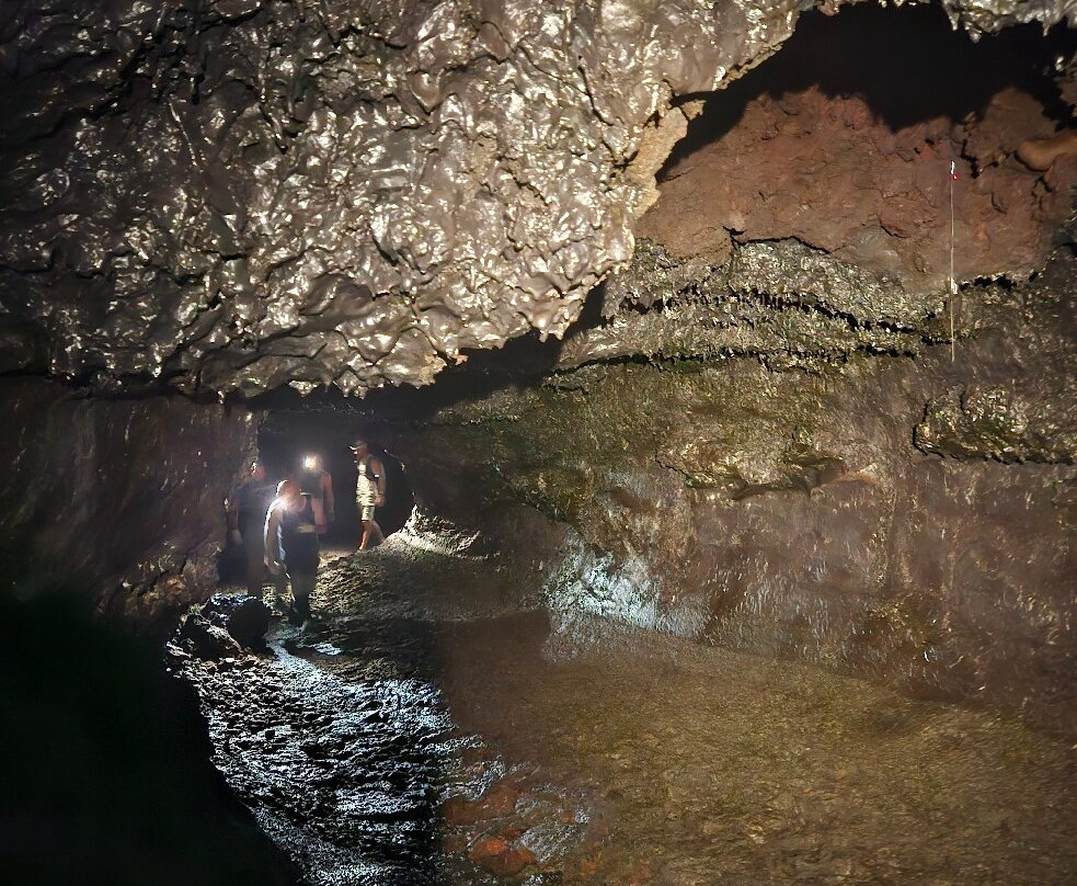 Bazaltik Réunion, Tunnels de lave-圣吉尔莱班必去景点