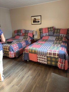 Bobbers Motel-客卧