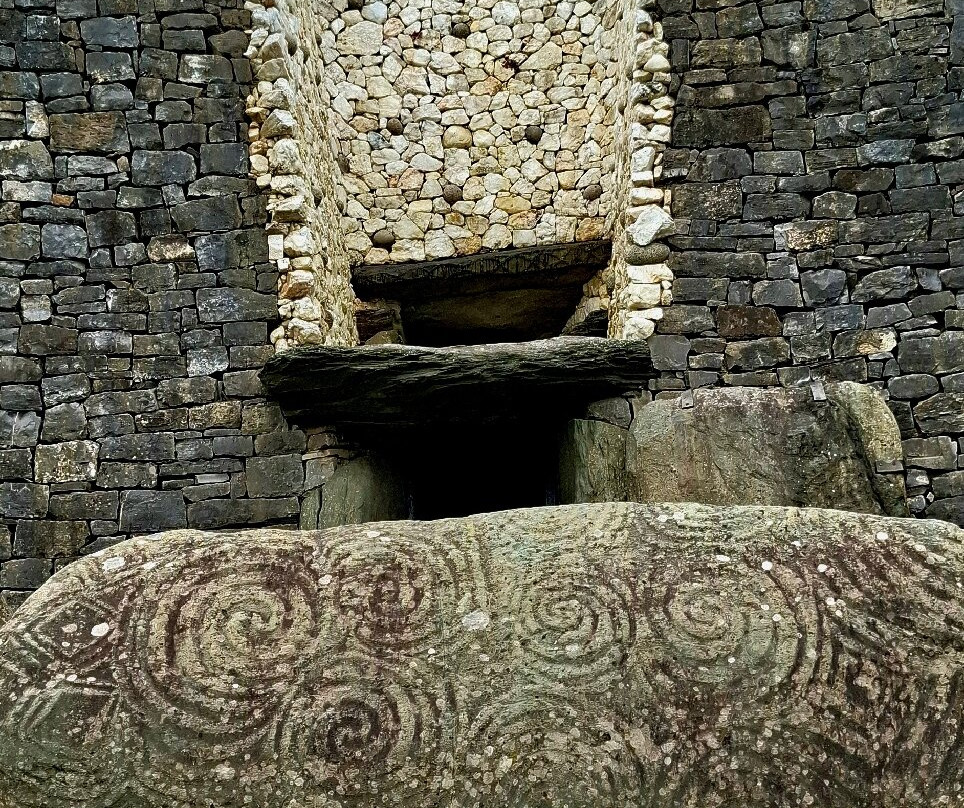 Newgrange-Donore必去景点