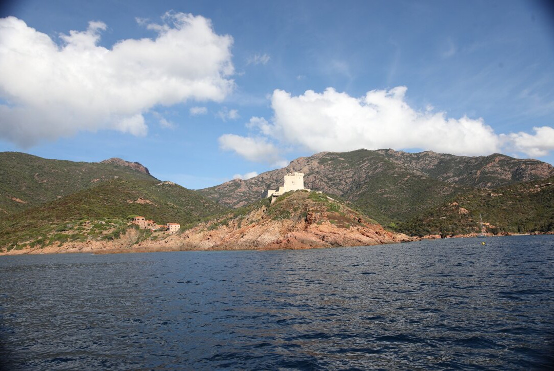 Sentier du Facteur-Girolata必去景点