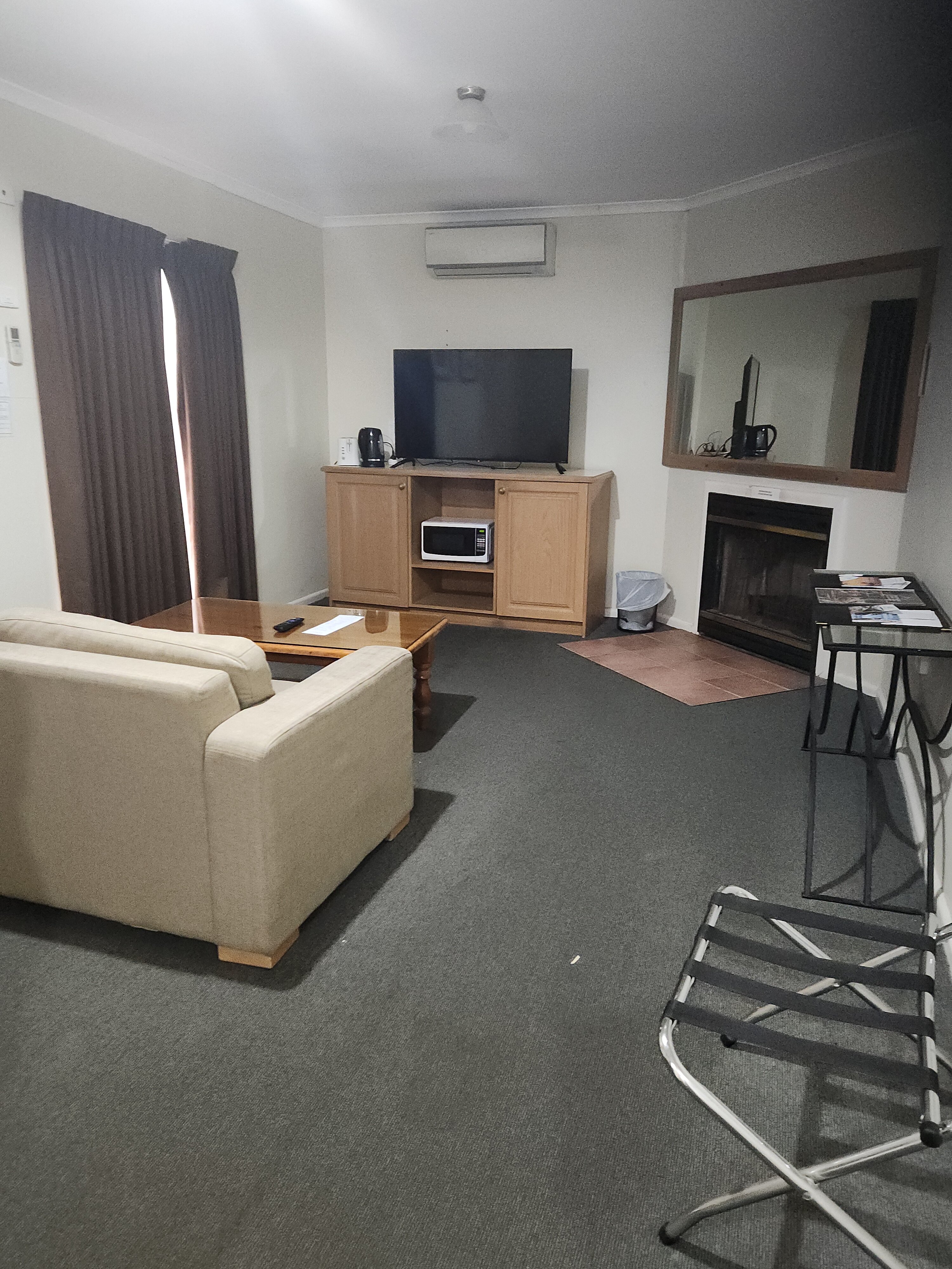 西佳金钟汽旅酒店-官方