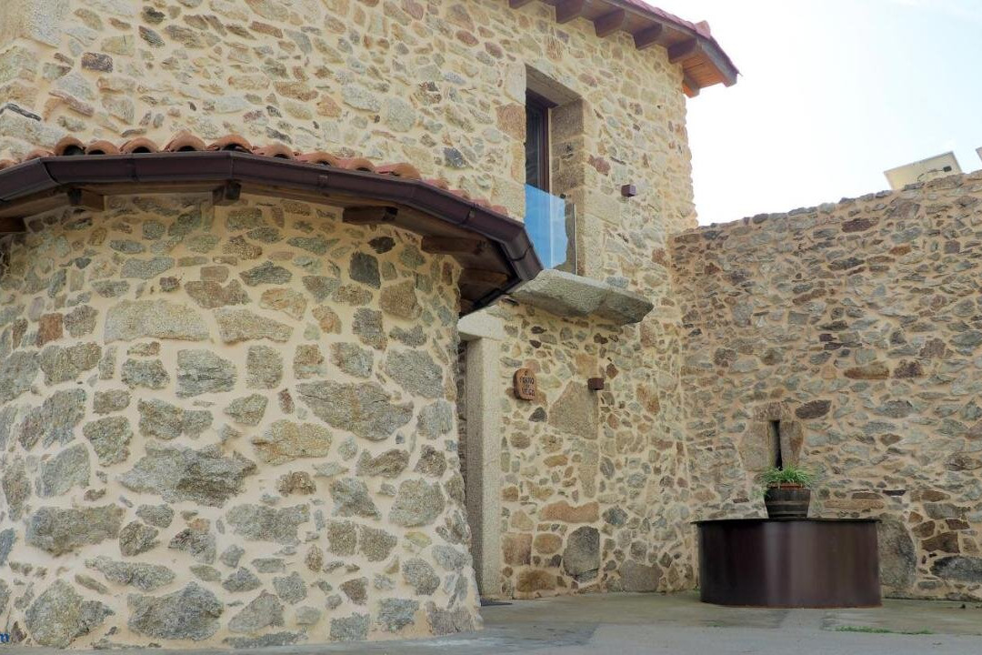 Apartamentos Muralla Sacra