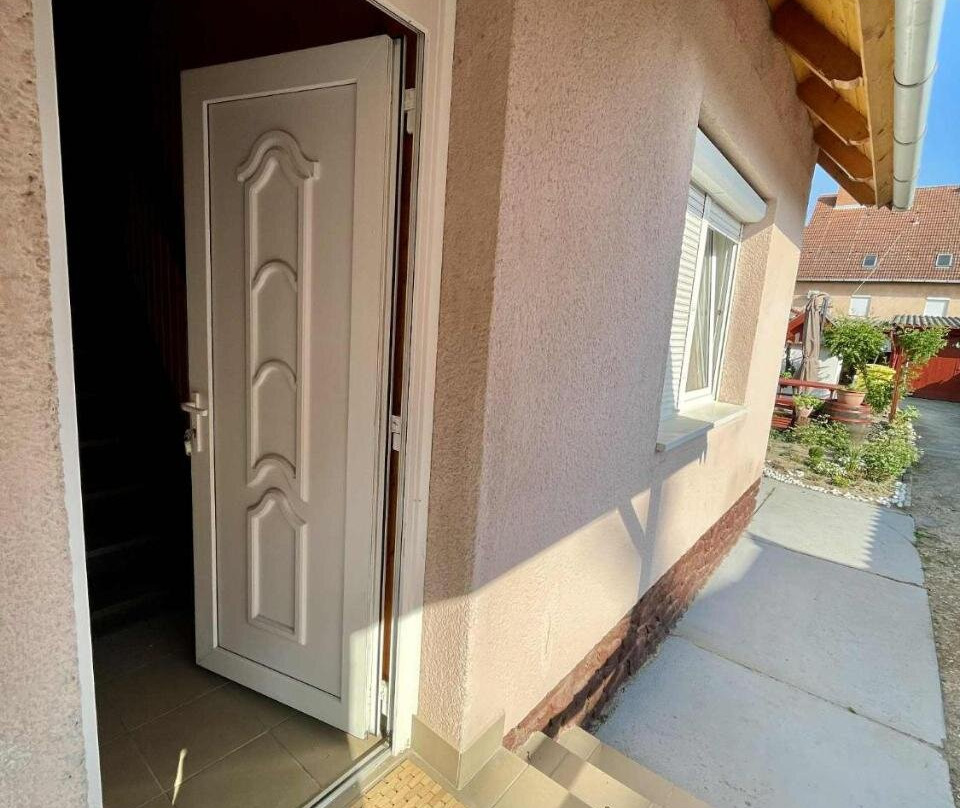 Anna és Sára Apartman