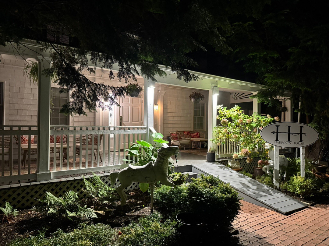 Harpoon House主图