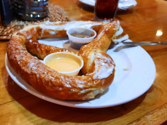 Helen & Back Food Tours-海伦必去景点